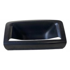 Moldura Puxador Porta Traseira Esquerda Amarok 2017/2022 Preto