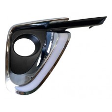 Moldura Direita Farol Milha C/ Led Toyota Sw4 2016/2020 Prateado Direito