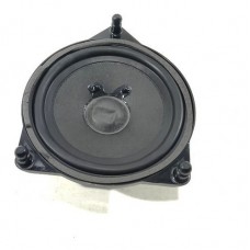 Alto Falante Porta Diant Esq Mercedes C180 2015detalhe Água Água