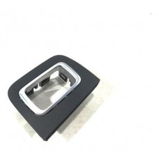 Acabamento Botão Vidro Eletrico Tras Dir C180 2015