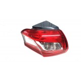 Lanterna Traseira Esquerda Peugeot 4008 2015 D6255 Vermelho Esquerdo/motorista