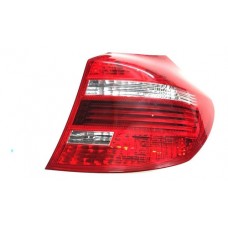 Lanterna Traseira Direita Bmw 120 2010 D7928 Vermelho Direito/passageiro