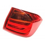 Lanterna Lado Direito Bmw 320i 2013-2015 C/detalhe Led D7931 Vermelho Direito/passageiro