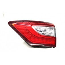 Lanterna Tampa Traseira Dir Ford Fusion 2015 D7953 C/ Riscos Direito