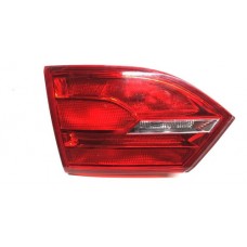 Lanterna Traseira Tampa Esq Vw Jetta 2016 C/risco D8090 Esquerdo