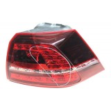 Lanterna Traseira Direita Vw Golf 2014 C/ Riscos D8037 Vermelho Direito/passageiro