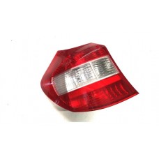 Lanterna Traseira Esq Bmw Serie 1 116 118 120 2010 E5421 Esquerdo/motorista Vermelho
