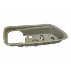 Moldura Maçaneta Interna Tras Dir Corolla Cross 2022 F8890 Traseira