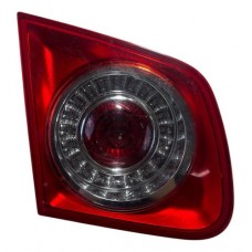 Lanterna Tampa Traseira Esq Volkswagen Jetta 2007 H6572 Esquerdo/motorista Vermelho