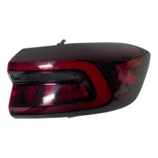 Lanterna Tras Direita Chery Tiggo 8 2023 H7982 Com Detalhe Direito/passageiro Vermelho